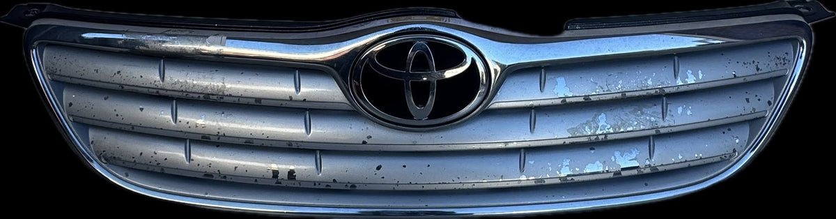 2004 Toyota Corolla Station Wagon Grille 53111-1A500
