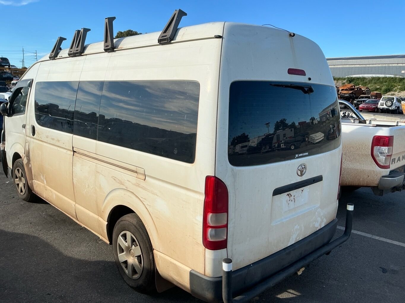 2015 Toyota Hiace Commuter H200