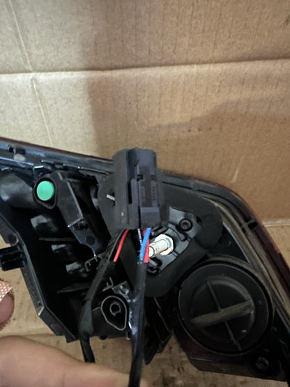 2017 Peugeot 308 II T9 - Right Boot Light