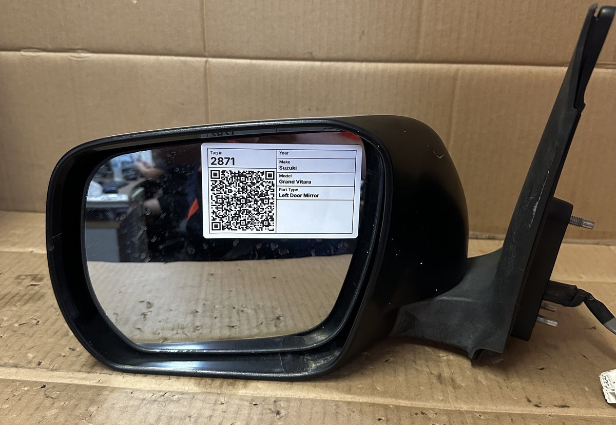 2006-2013 Suzuki Grand Vitara Left Door Mirror 012289