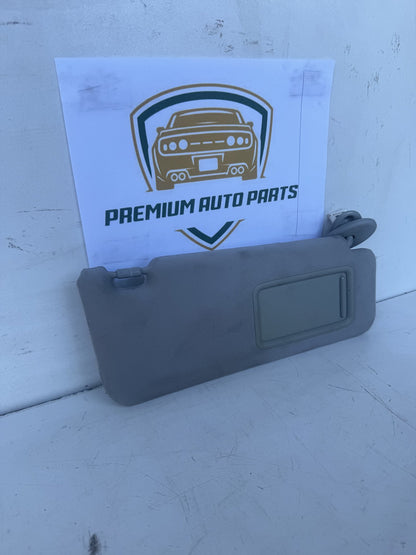 2010  E20 Right Sun Visor