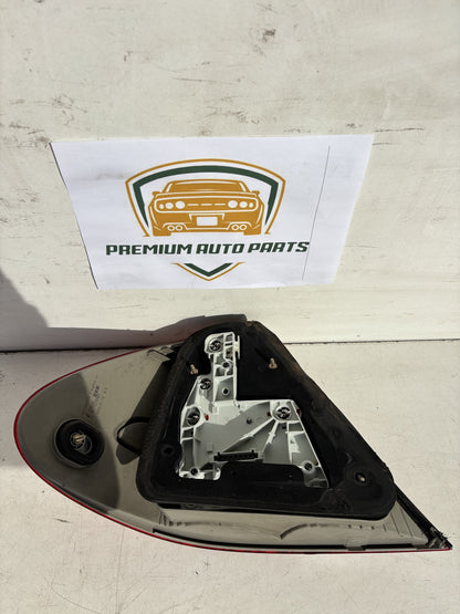 2004 Mercedes-Benz E240 W210 - Right Taillight