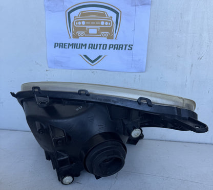 2002 Toyota RAV4 SUV Right Headlight