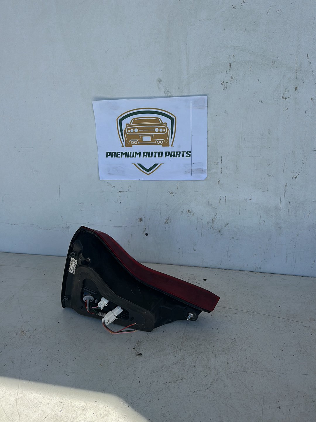 2013 Kia Sorento XM Station Wagon Left Boot Light