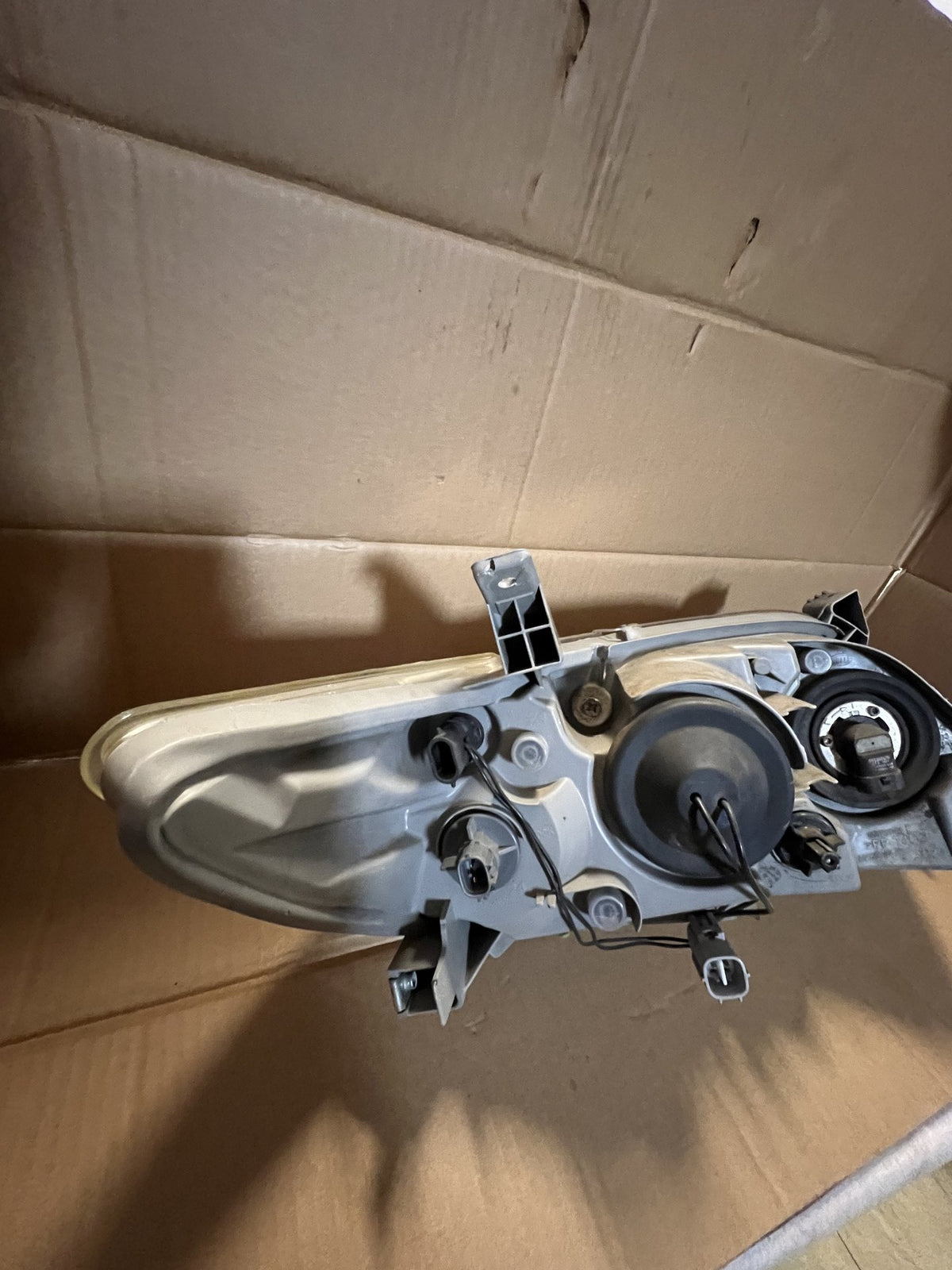 2006-2012 Toyota Camry XV40 ACV40 - Left Headlight