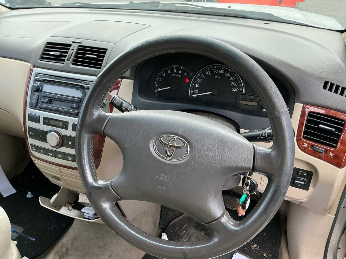 2003 Toyota Avensis Verso
