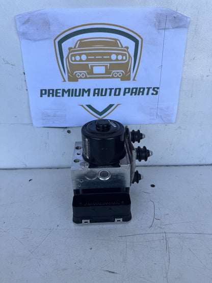2016 Volkswagen Touareg Station Wagon ABS Control Module 7P0614517R