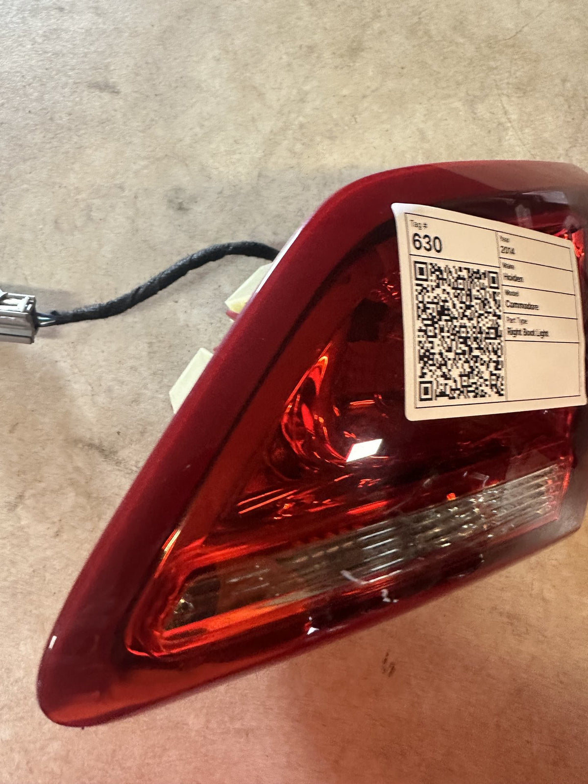2014 Holden Commodore VF Right Boot Light 92270554