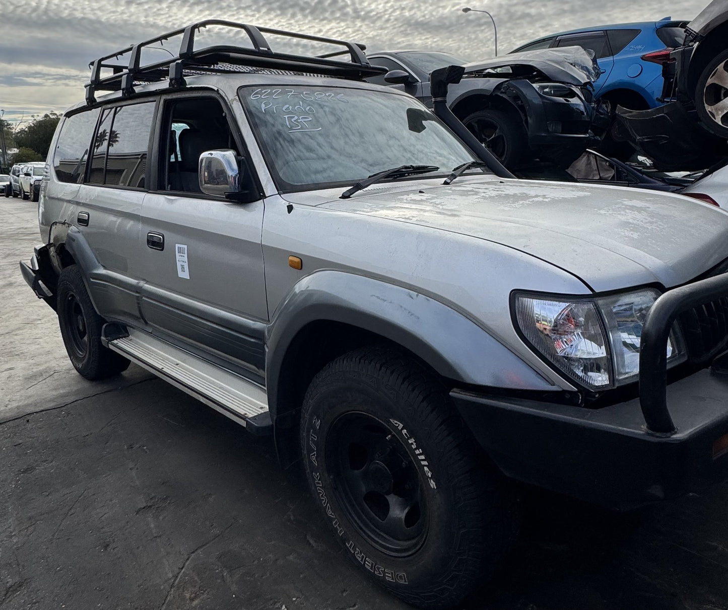 2000 Toyota Land Cruiser Prado Station Wagon 
Toyota
Land Cruiser