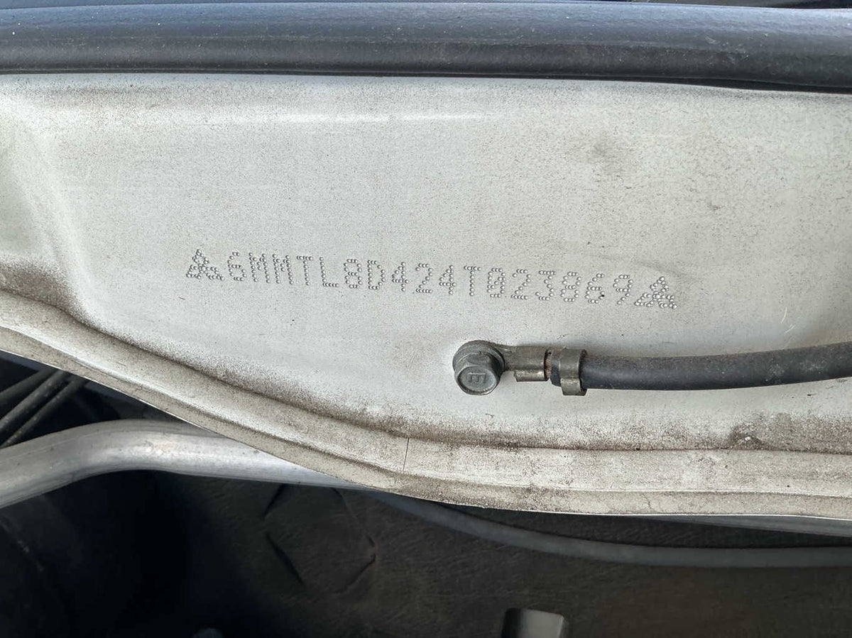 2004 Mitsubishi Magna ES TL
