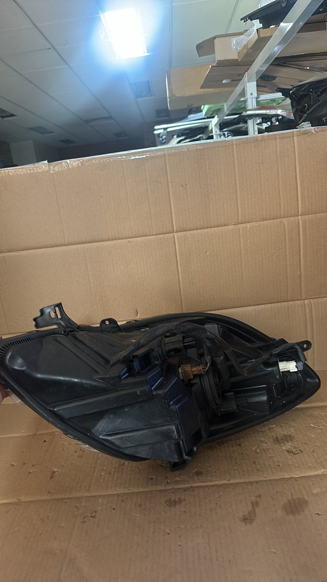 2011 Toyota Yaris Right Headlight 52-184