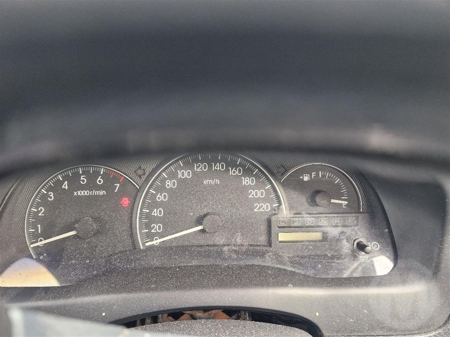 2004 Toyota Avensis