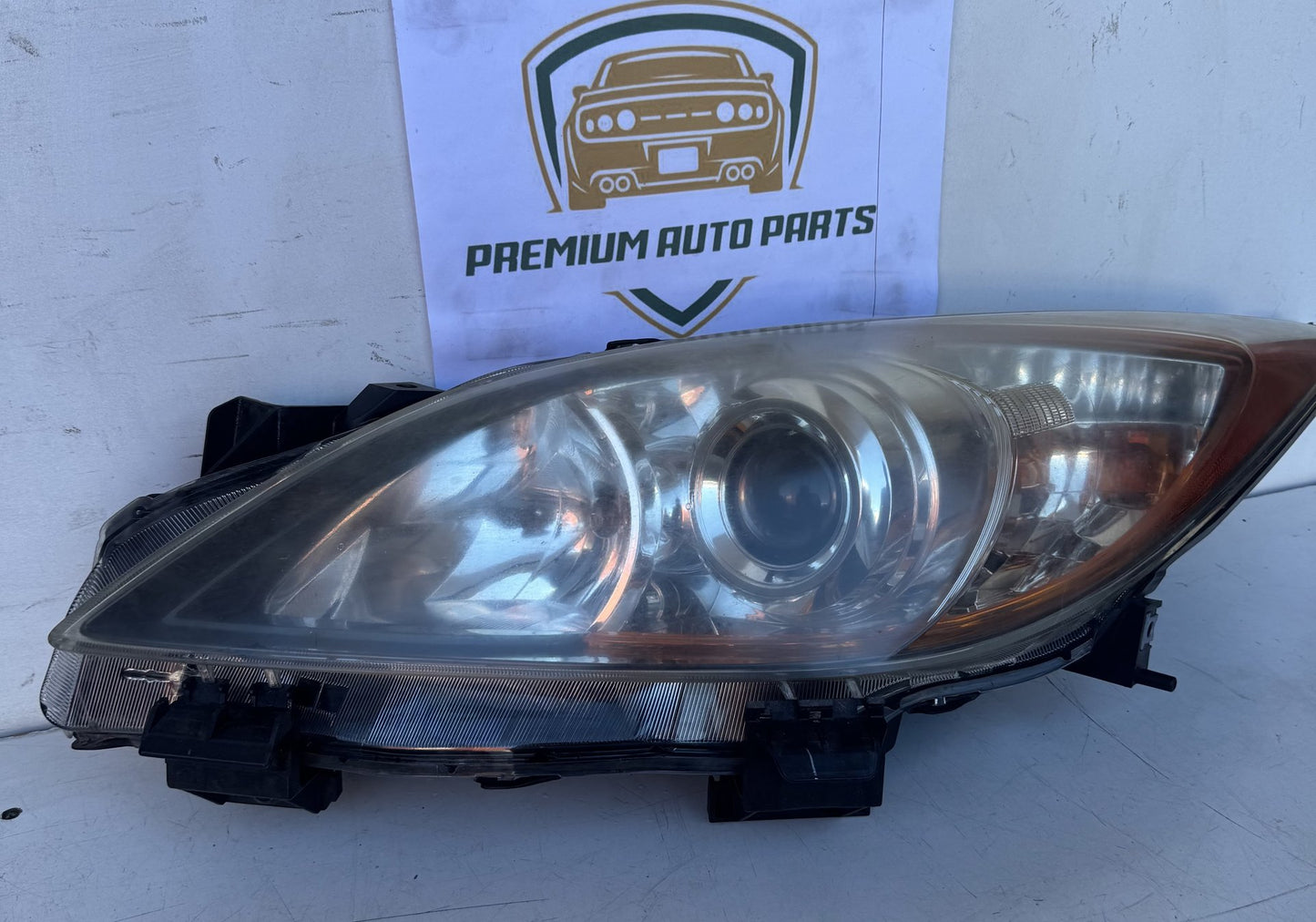2011   Left Headlight