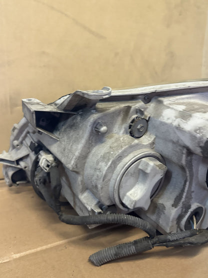 2007 Toyota Aurion - Right Headlight