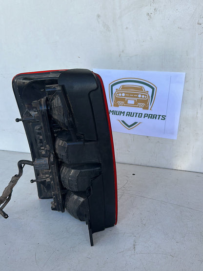2010 Jeep Cherokee KK Station Wagon Right Taillight