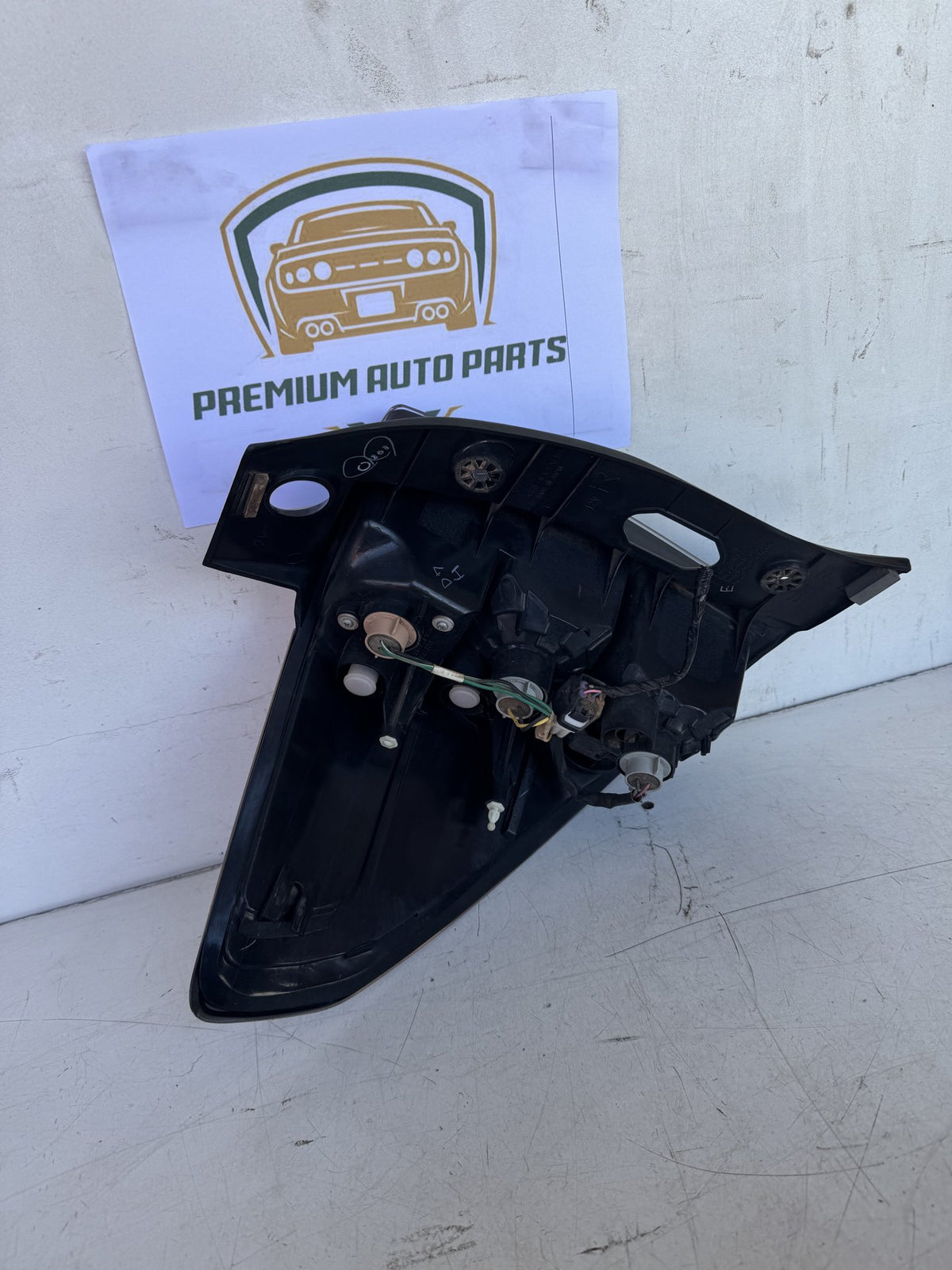 2011 Subaru Forester Right Taillight