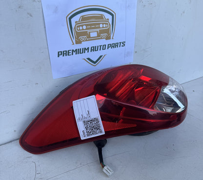 2014   Left Taillight