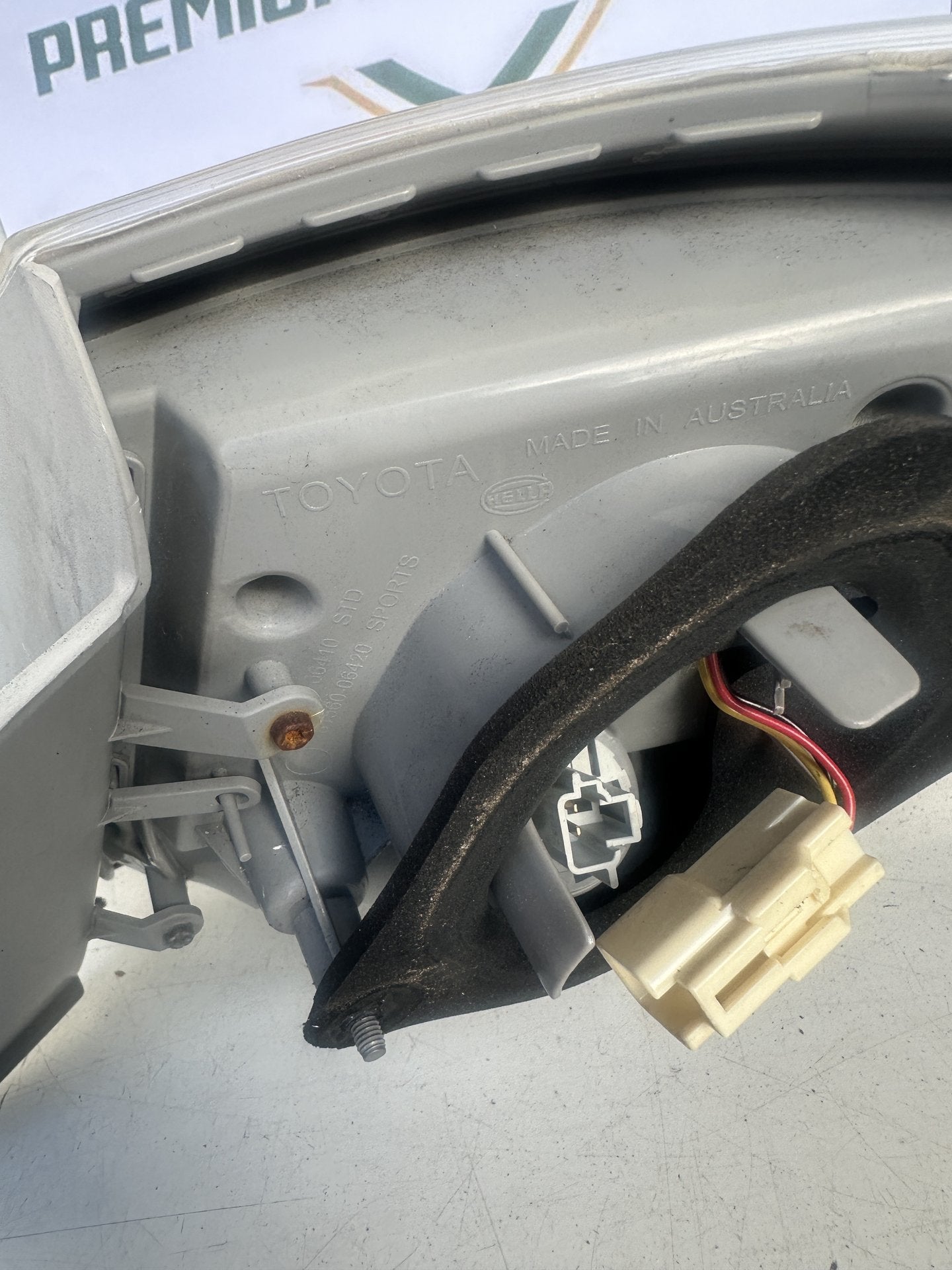 2010   Left Taillight