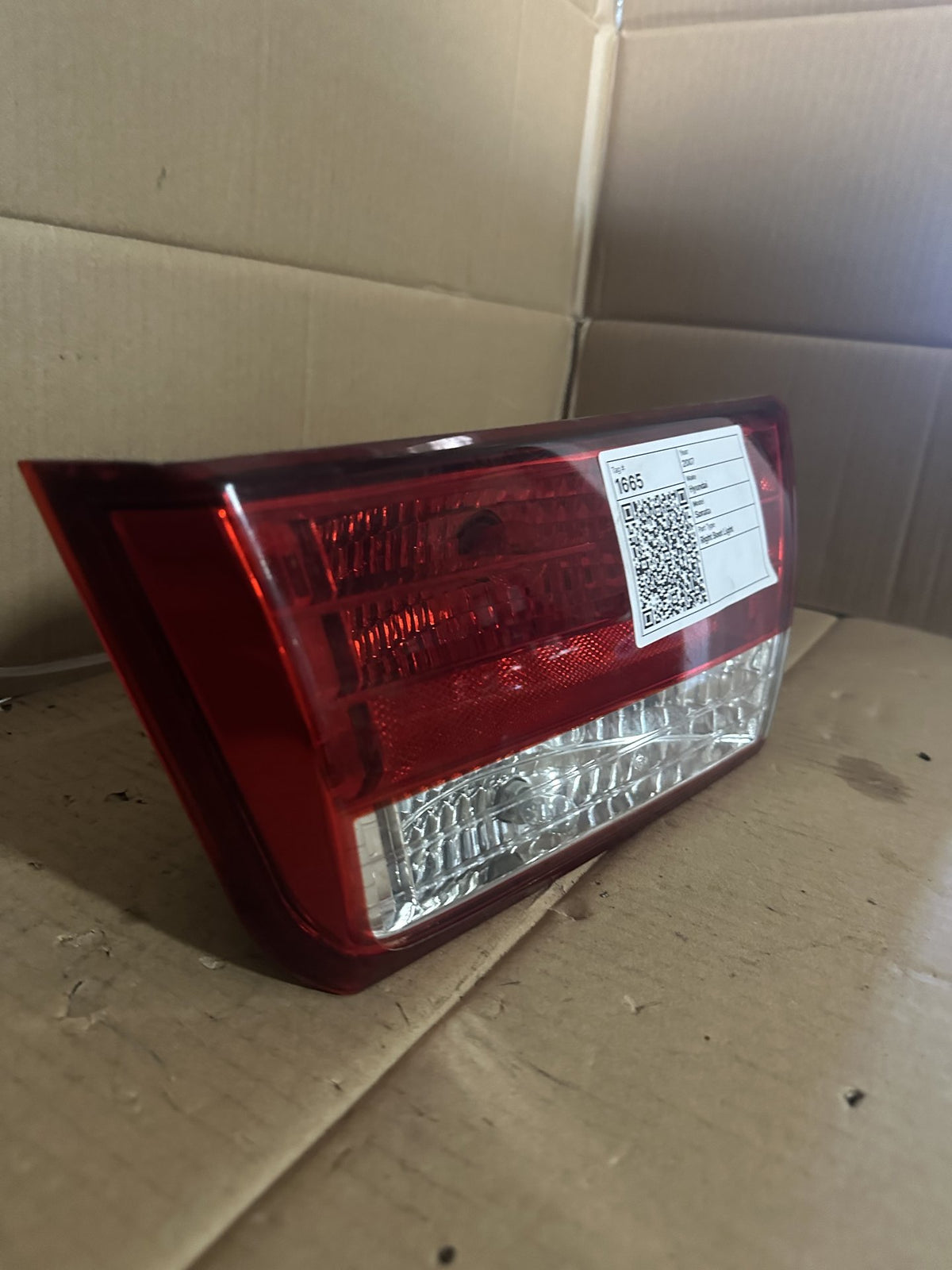2007 Hyundai Sonata NF - Right Boot Light