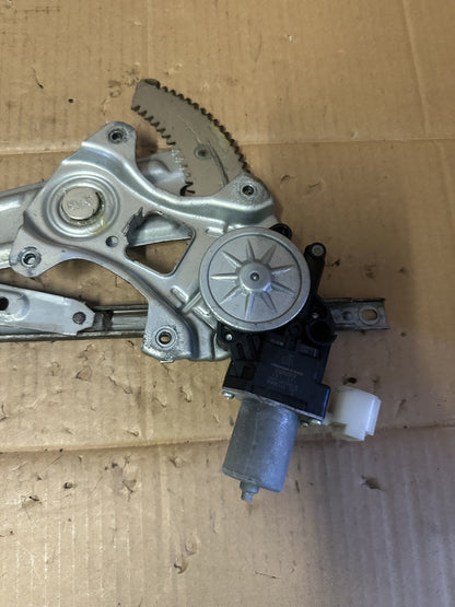2016 Mitsubishi Triton MQ Double Cab Utility Right Front Window Regulator/Motor