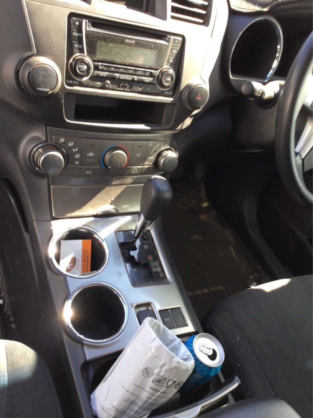 2012 Toyota Kluger U40