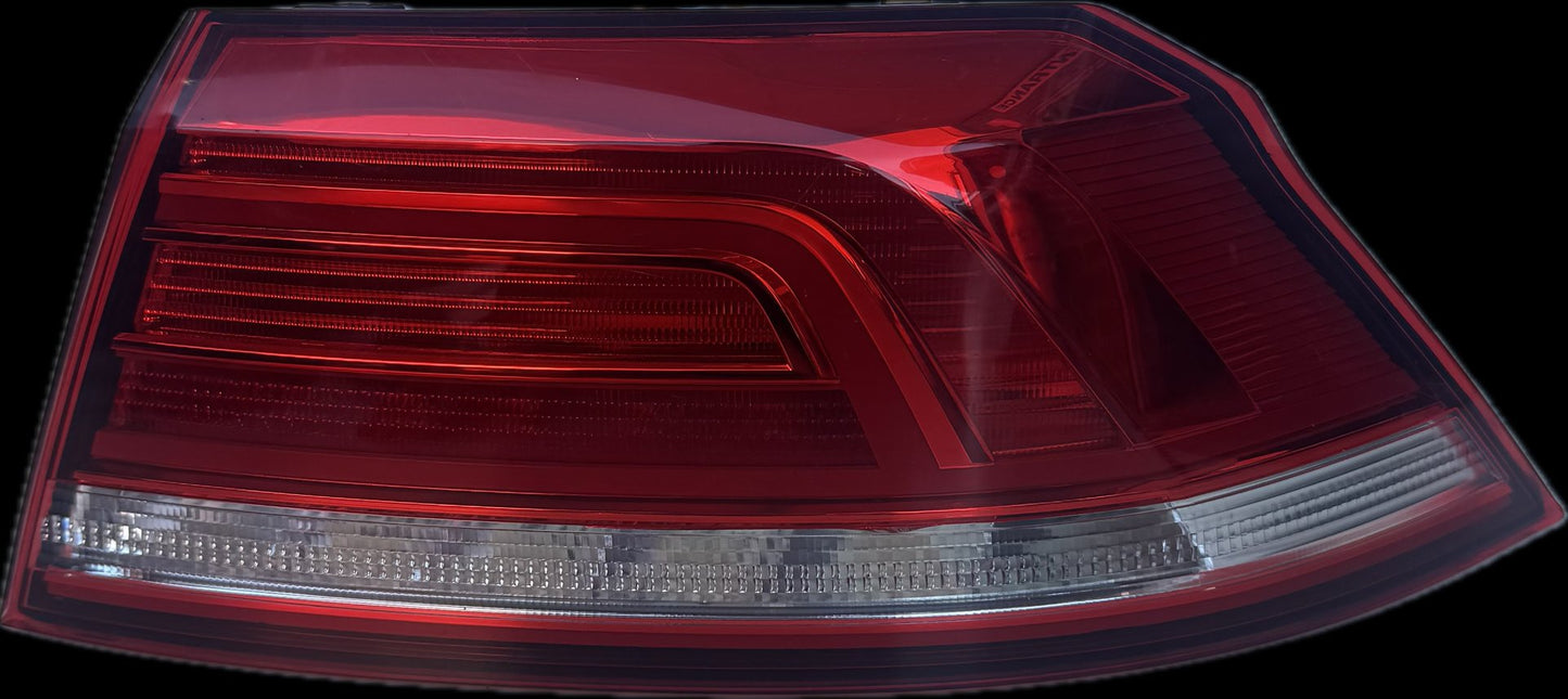 2018   Right Taillight