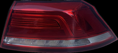 2018   Right Taillight