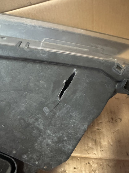 2010 BMW 320 Station Wagon Right Headlight 631172025869