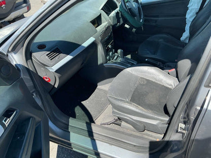 2006 Holden Astra CDX AH