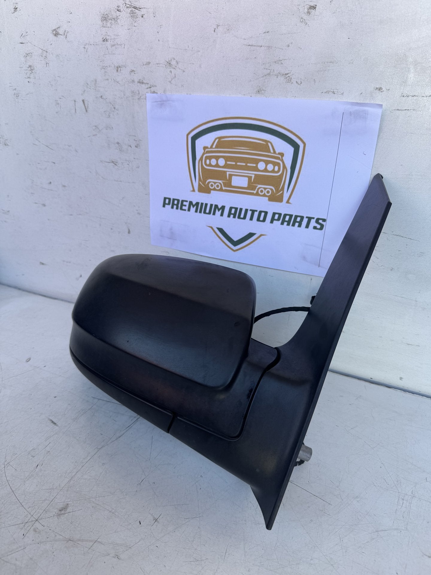 2011  V-Class W639 Right Door Mirror
