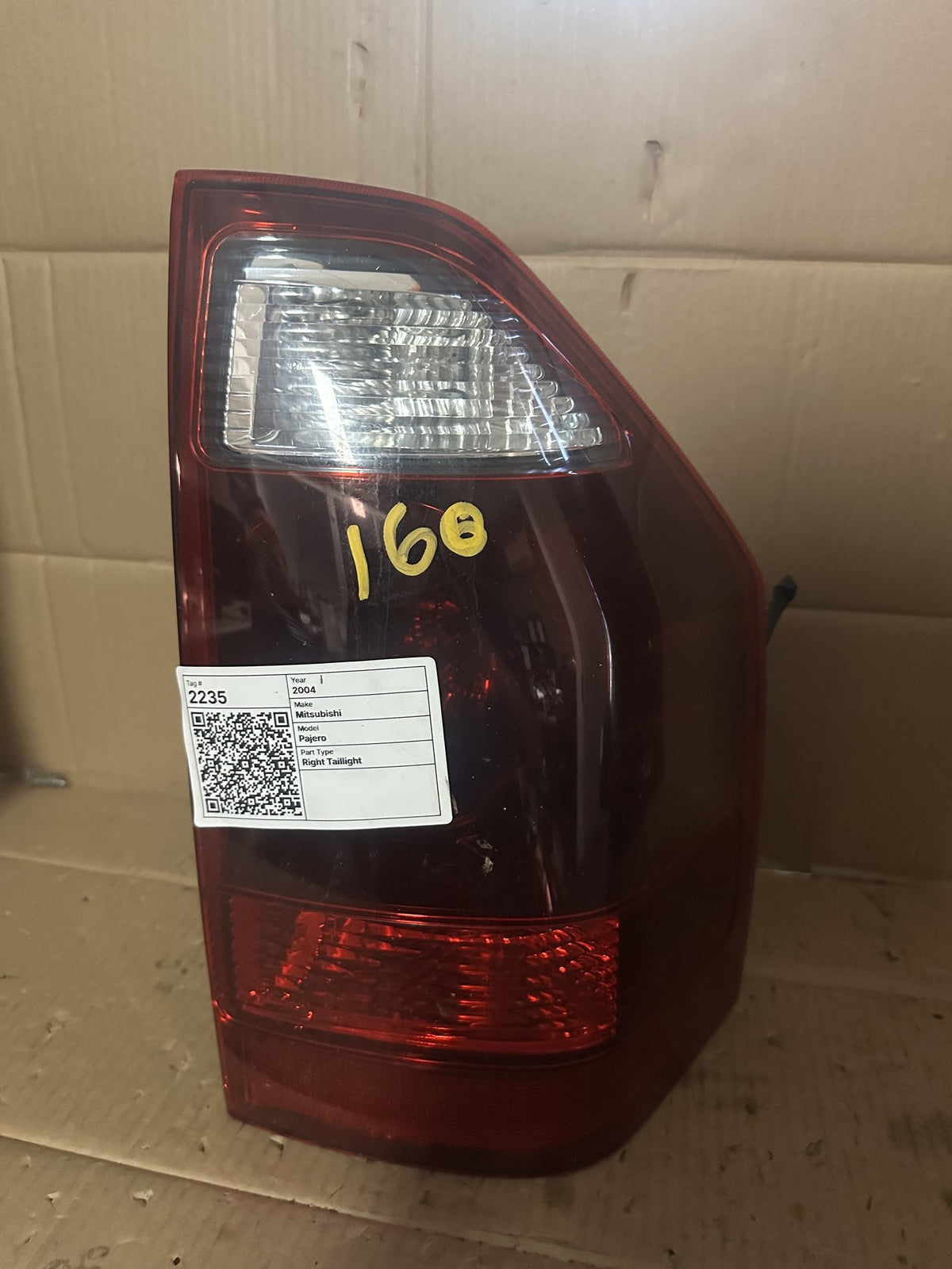 2004 Mitsubishi Pajero III NP - Right Taillight
