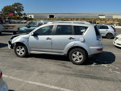 2010 Mitsubishi Outlander LS ZH