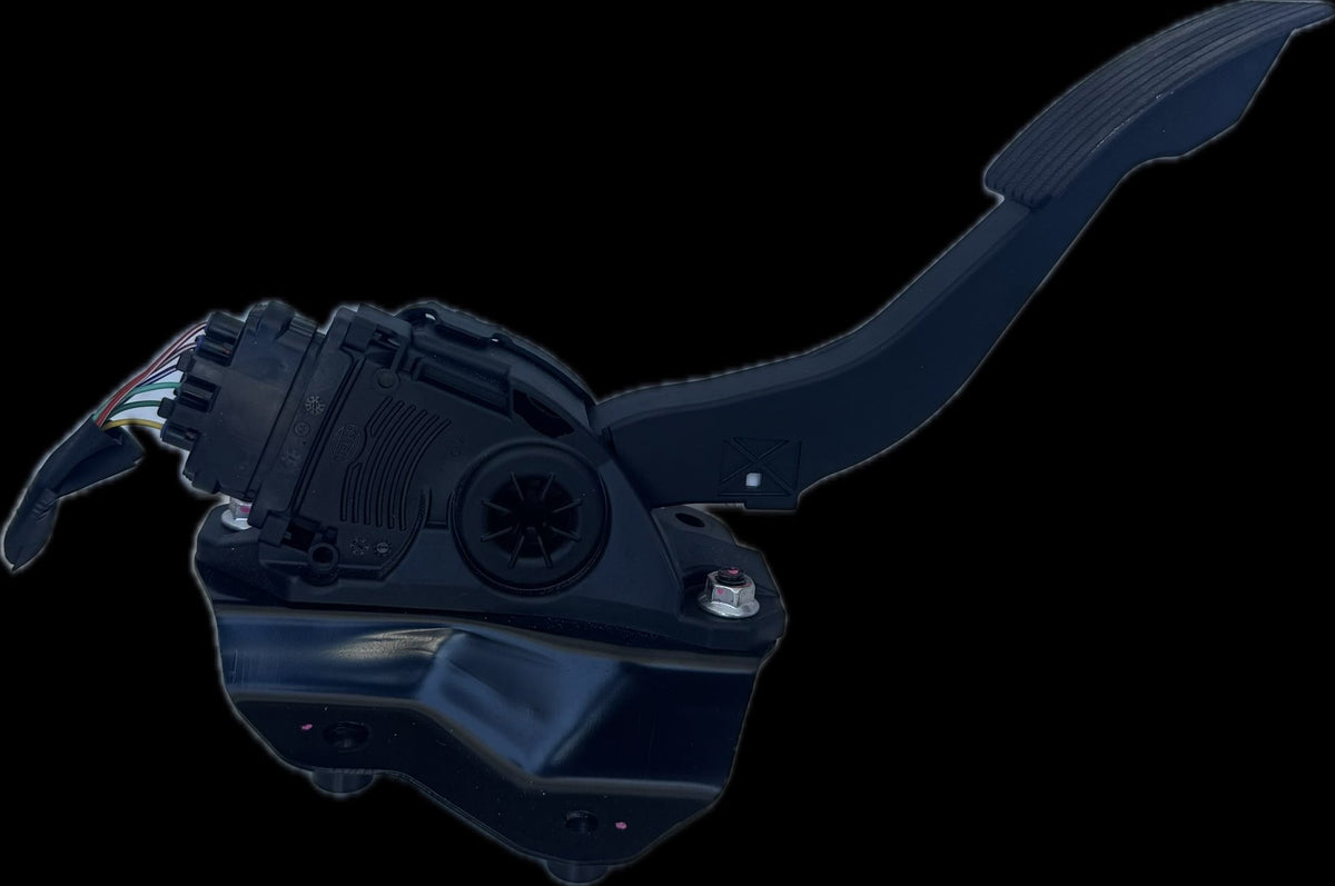 2024 Mitsubishi Triton - Accelerator Pedal