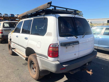 2001 Toyota Land Cruiser J100