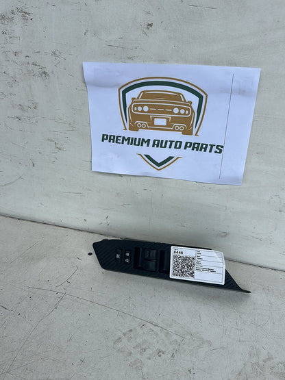2015 Toyota RAV4 A40 - Master Power Window Switch