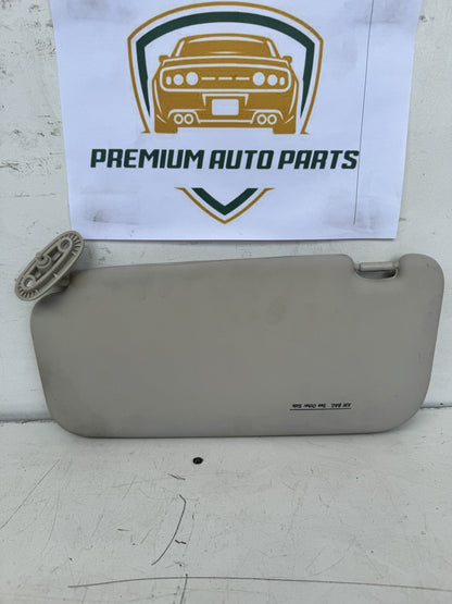 2004 Hyundai Getz TB - Right Sun Visor