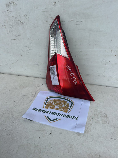 2015 Toyota RAV4 A40 - Right Bootlid Light