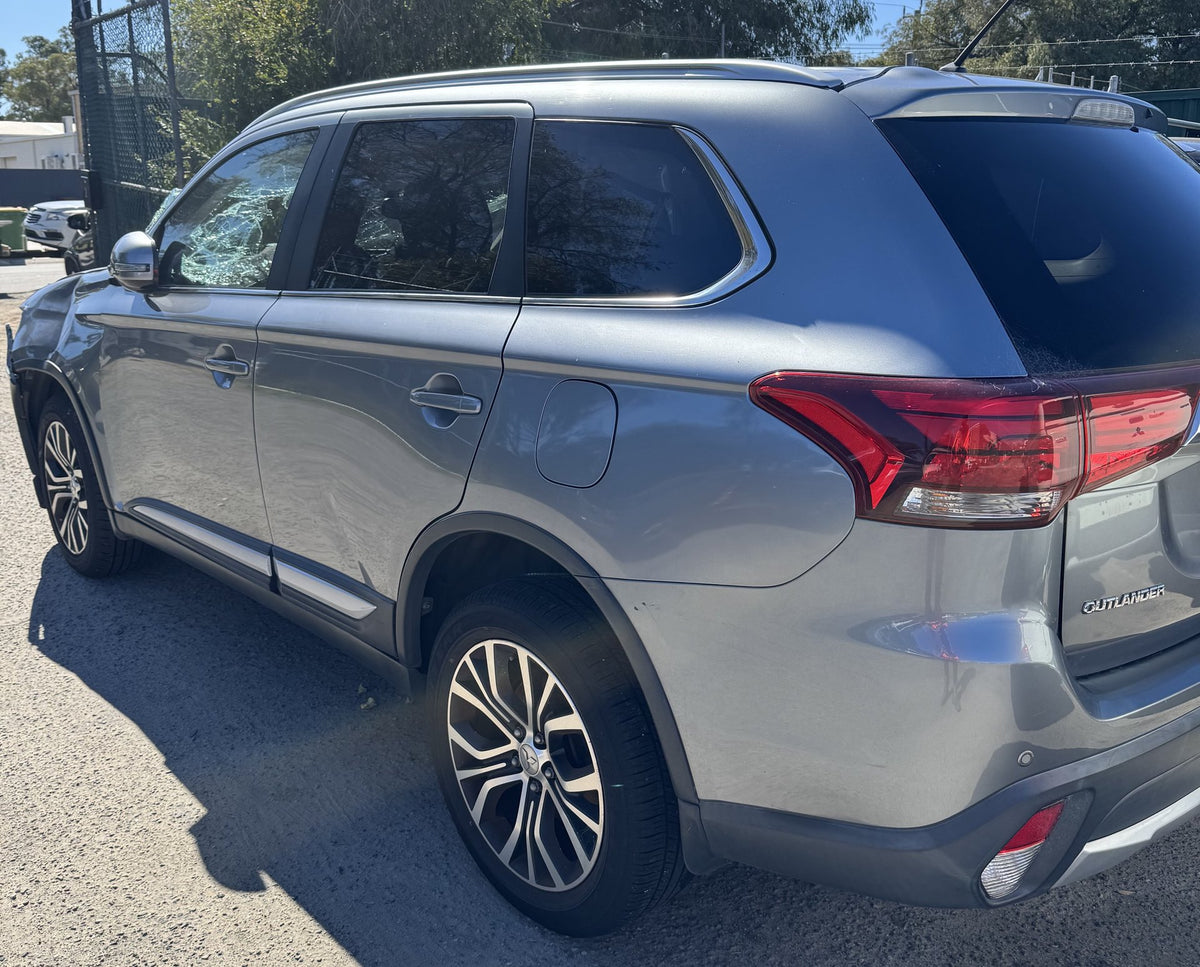 2016 Mitsubishi Outlander GF*W