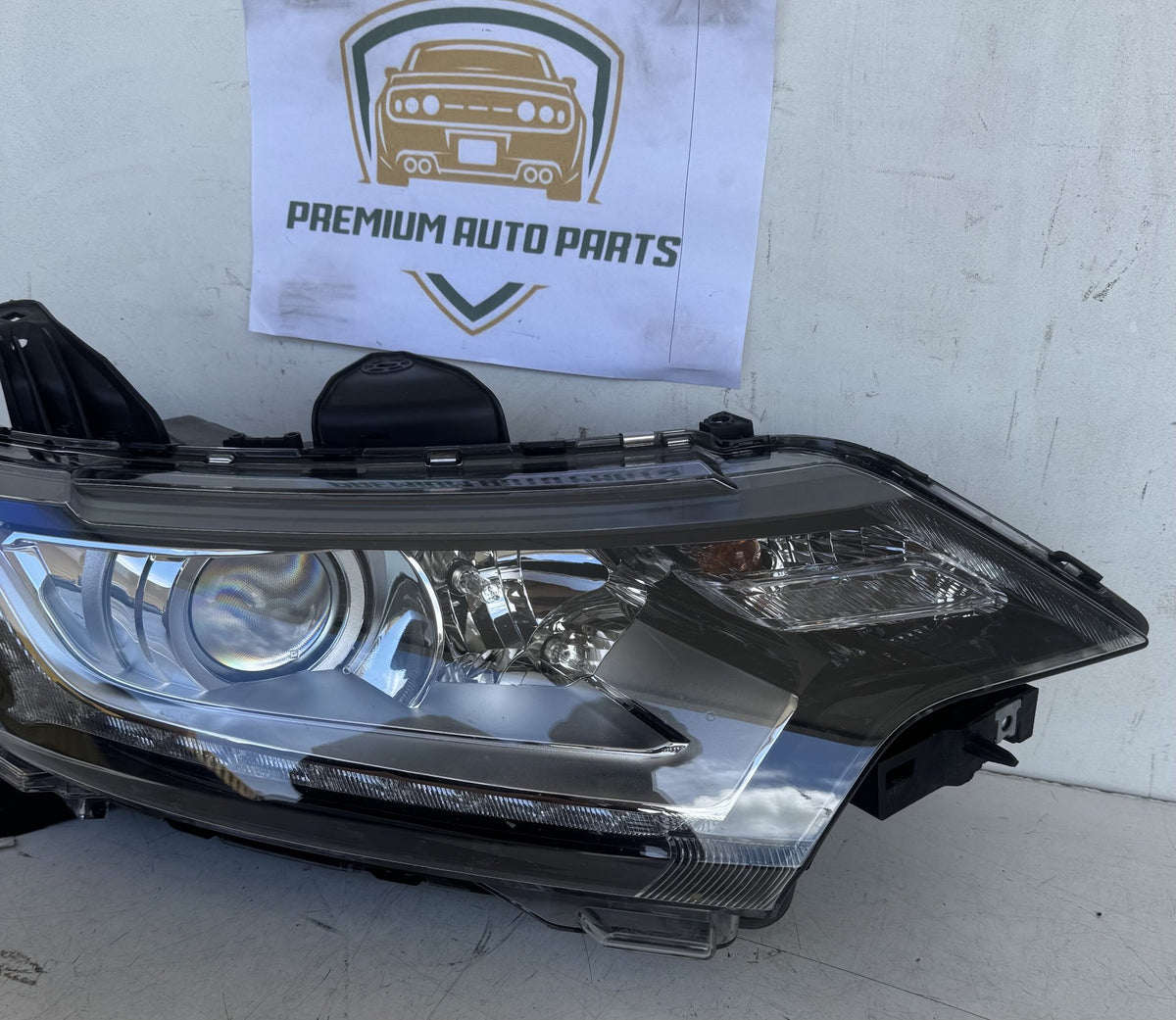 2017 Mitsubishi Outlander GF*W Station Wagon Right Headlight