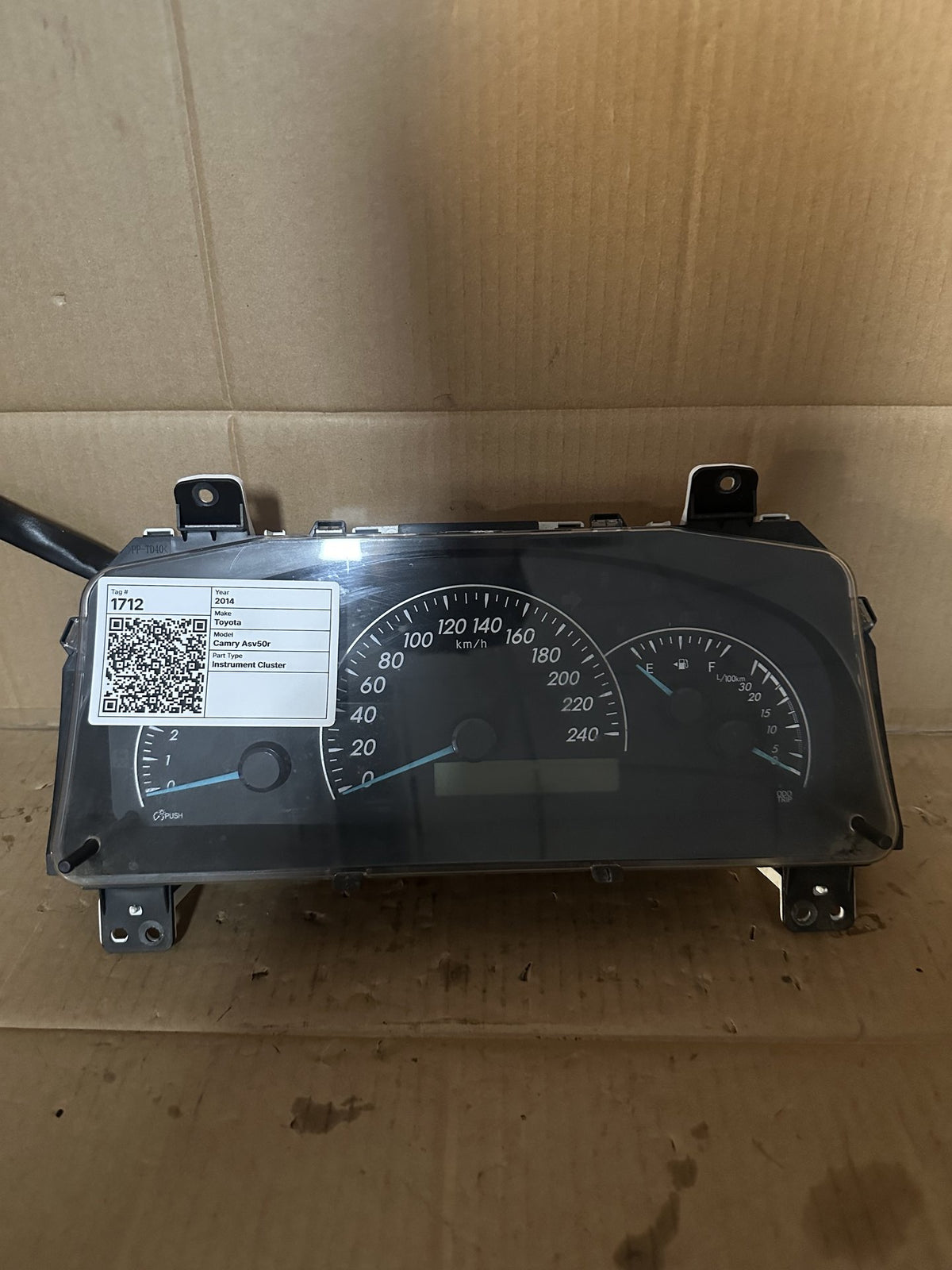 2014 Toyota Camry Camry Asv50r Sedan Instrument Cluster 838000X290
