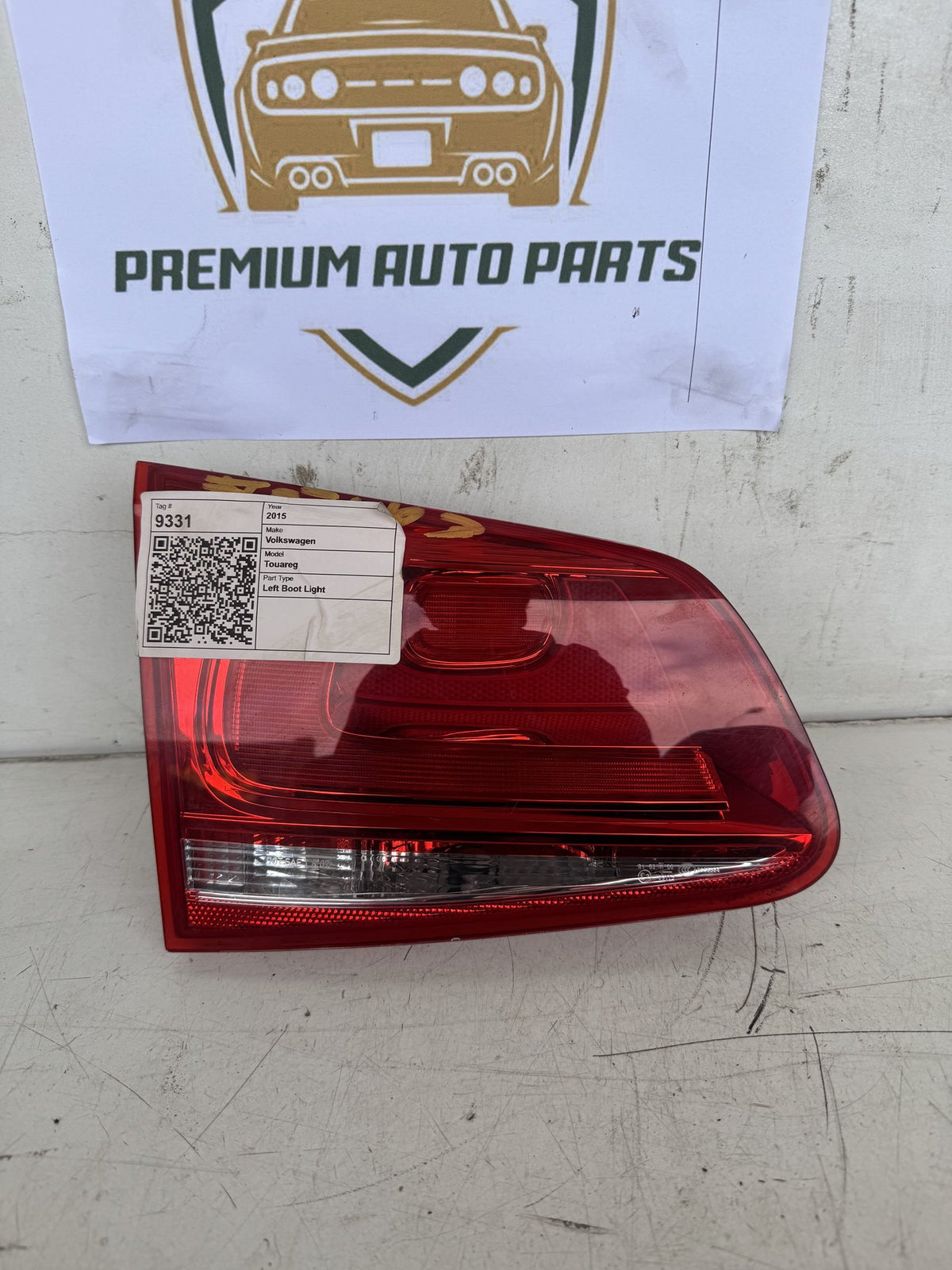 2015 Volkswagen Touareg MK2 - 7P Station Wagon Left Boot Light