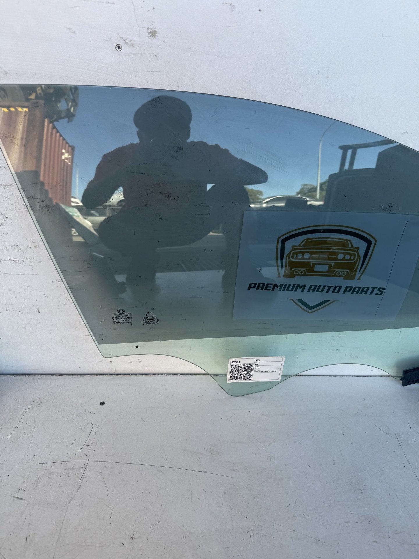 2020   Right Front Door Window
