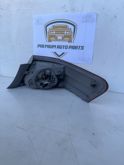 2010  XV40 Left Taillight