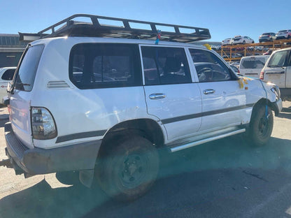 2001 Toyota Land Cruiser J100