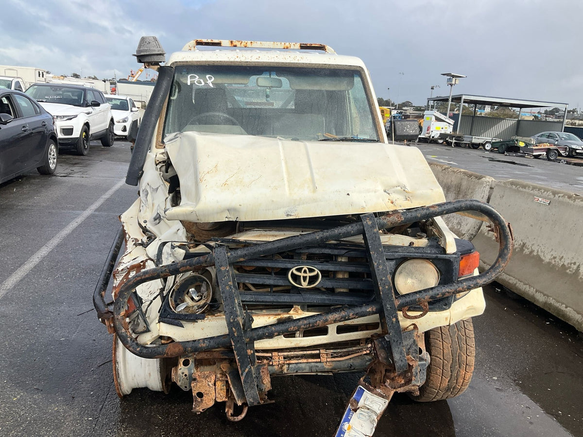2005 Toyota Land Cruiser J70