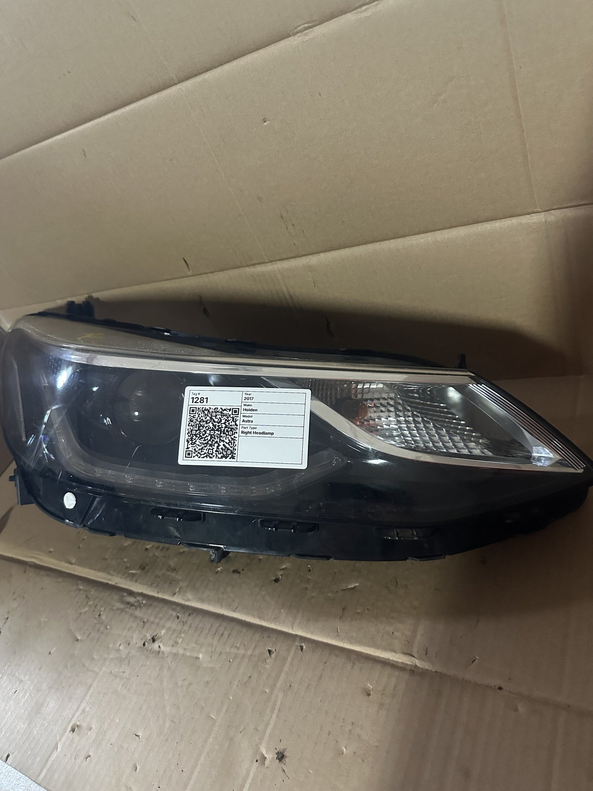 2017-2019 Holden Astra BL Sedan Right Headlight