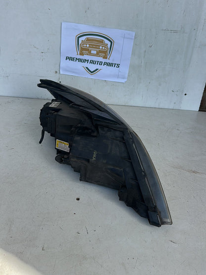 2012 Kia Sorento Station Wagon Left Headlight