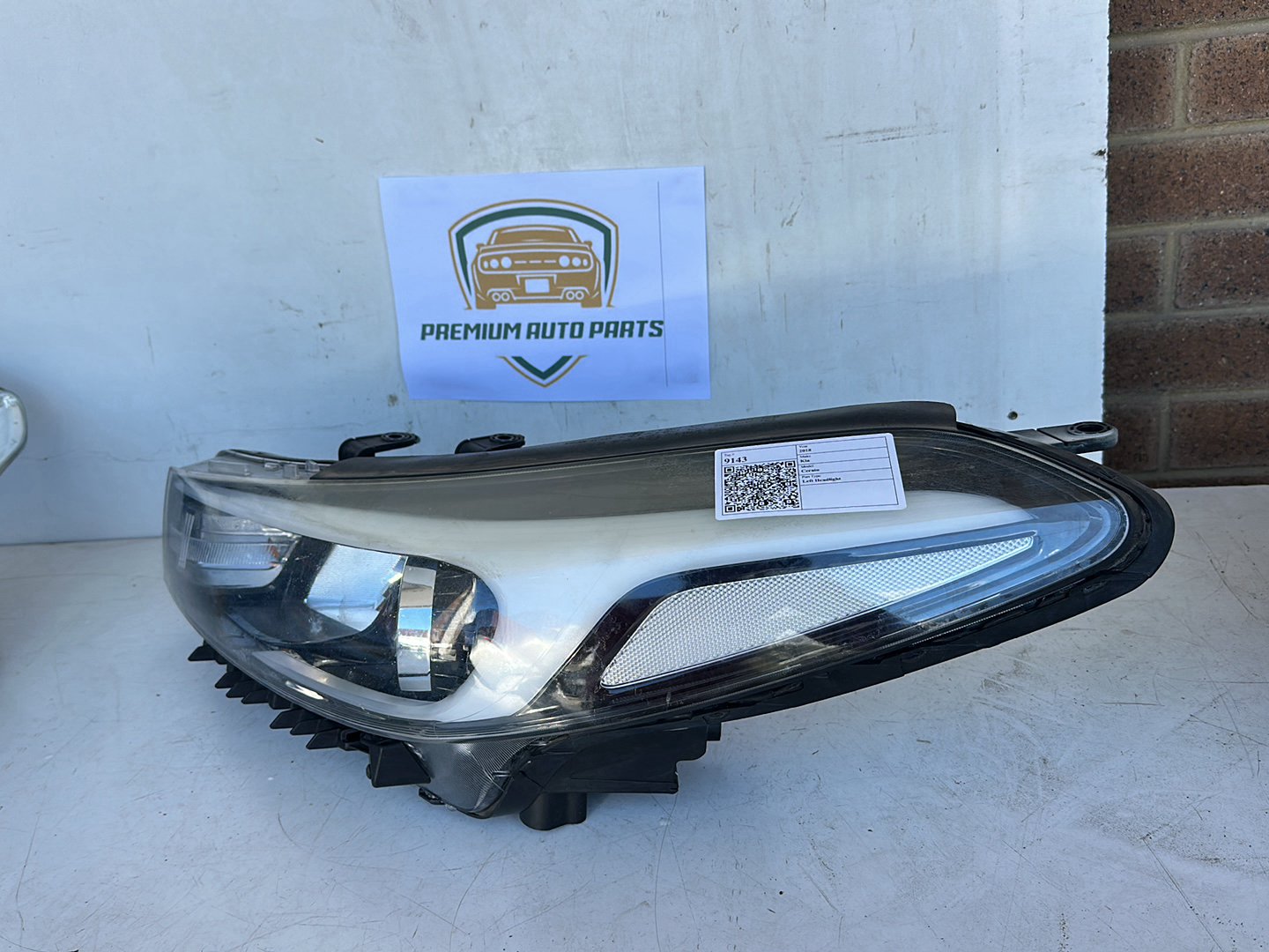 2018 Kia Cerato YD Hatchback Left Headlight