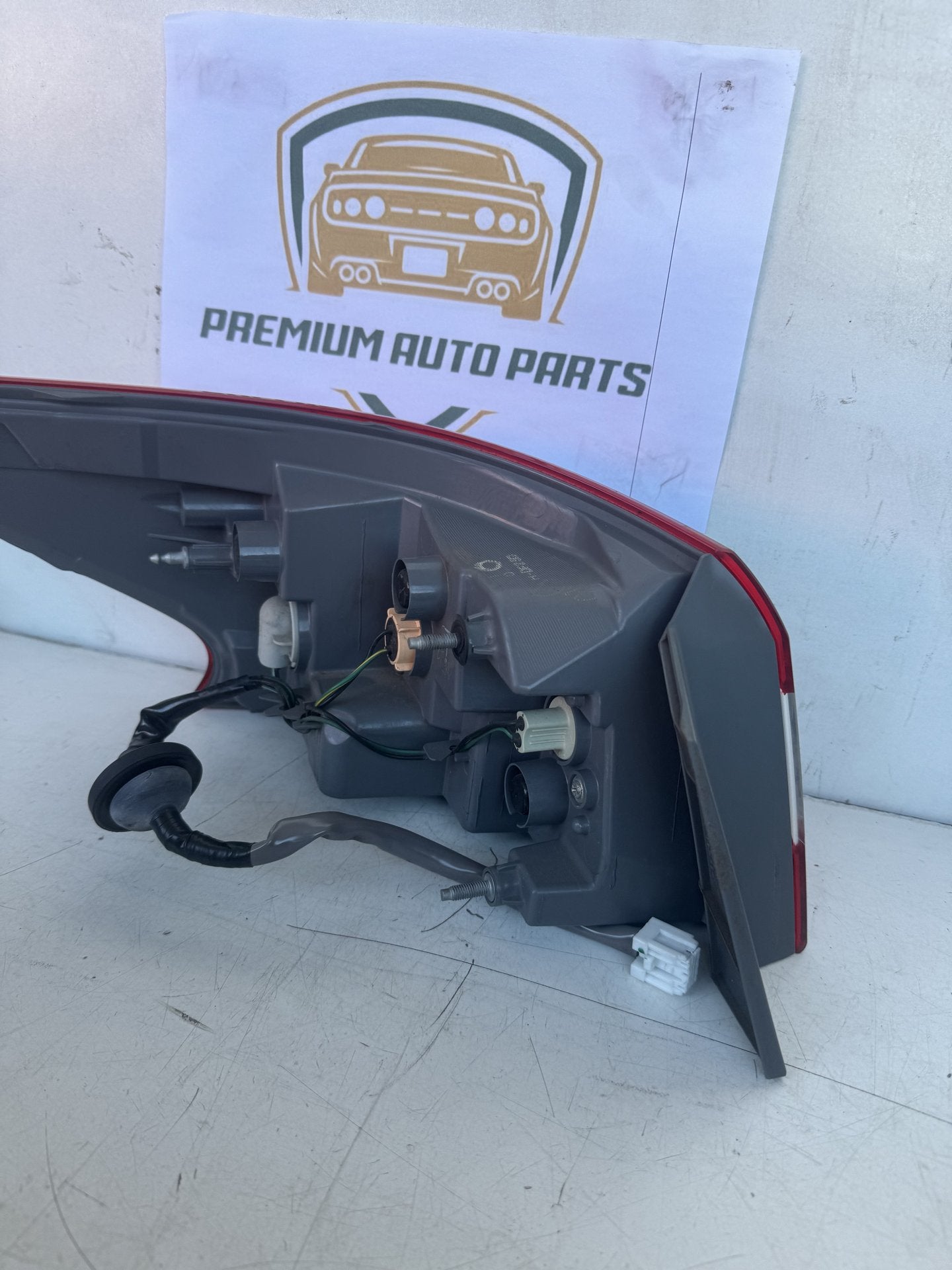 2014 Nissan Pulsar B17 Sedan Right Taillight