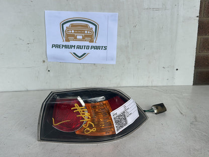 2012 Mitsubishi Lancer Sedan Right Taillight